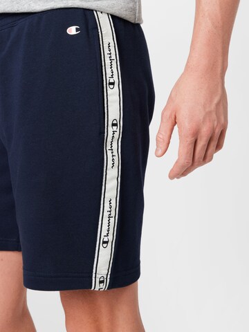 Champion Authentic Athletic Apparel Regular Shorts in Blau