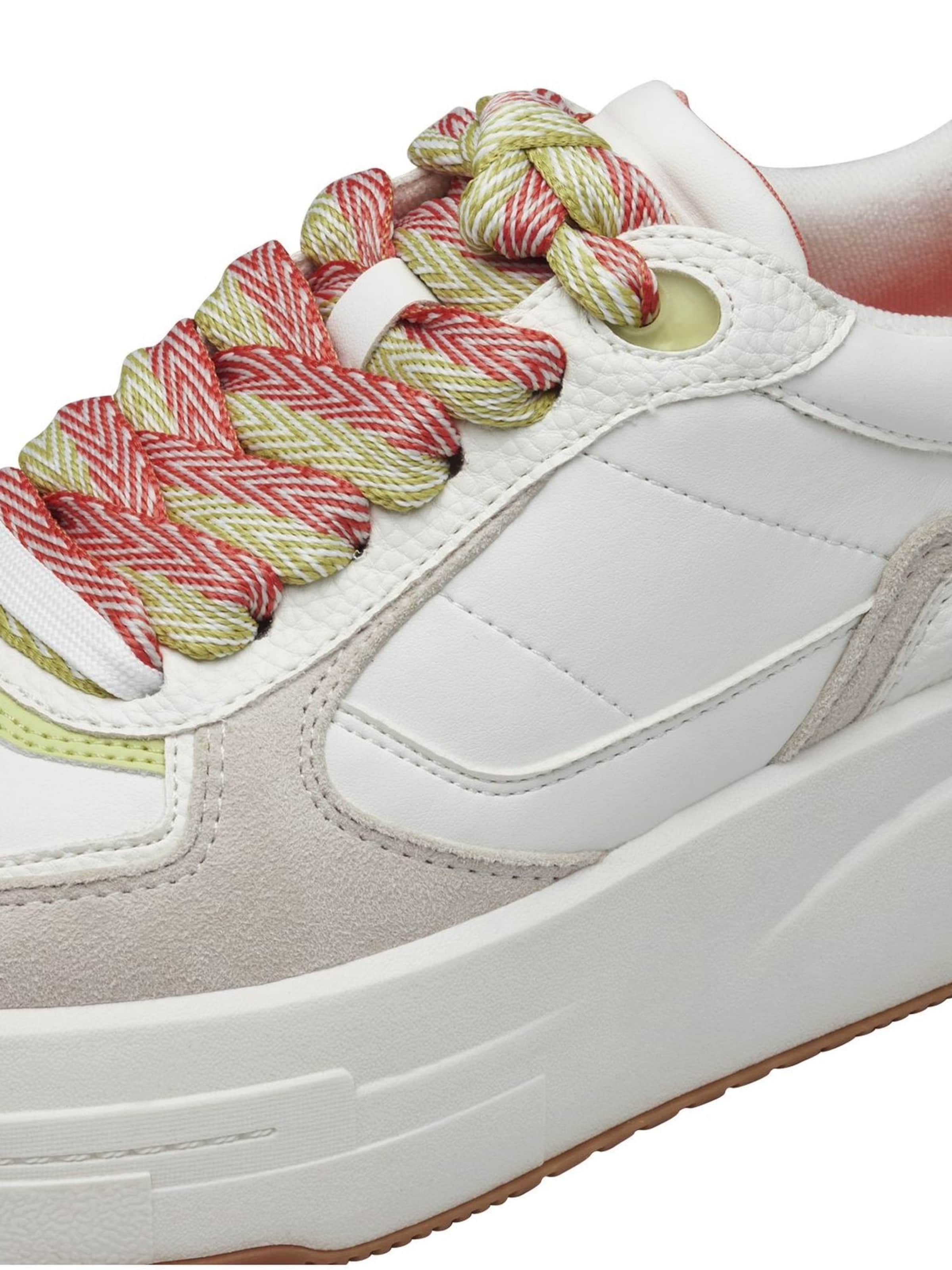 Baskets basses Tamaris en vert