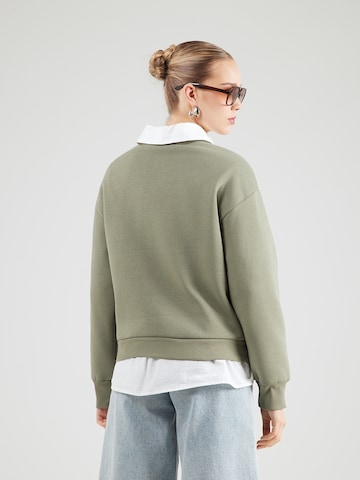 ABOUT YOU Свитшот 'Fina' в Зеленый