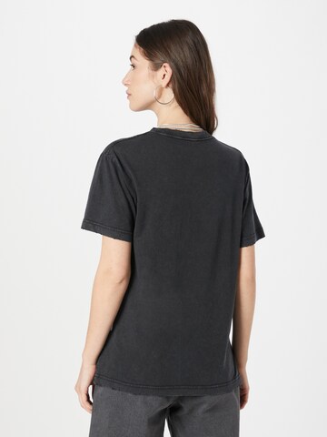 Tricou de la REPLAY pe negru