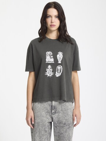 T-shirt 'FA VADERETRO 1' Volcom en gris : devant