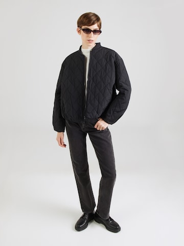 VERO MODA Between-season jacket 'VMROBBIE' in Black