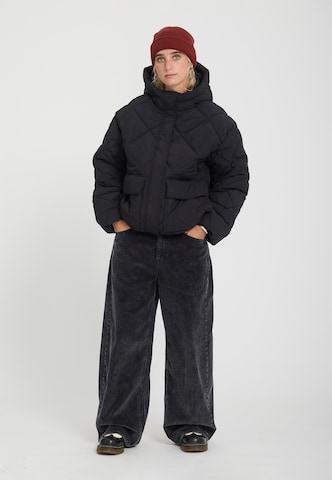 juoda Volcom Žieminė striukė 'Out of Boxy'