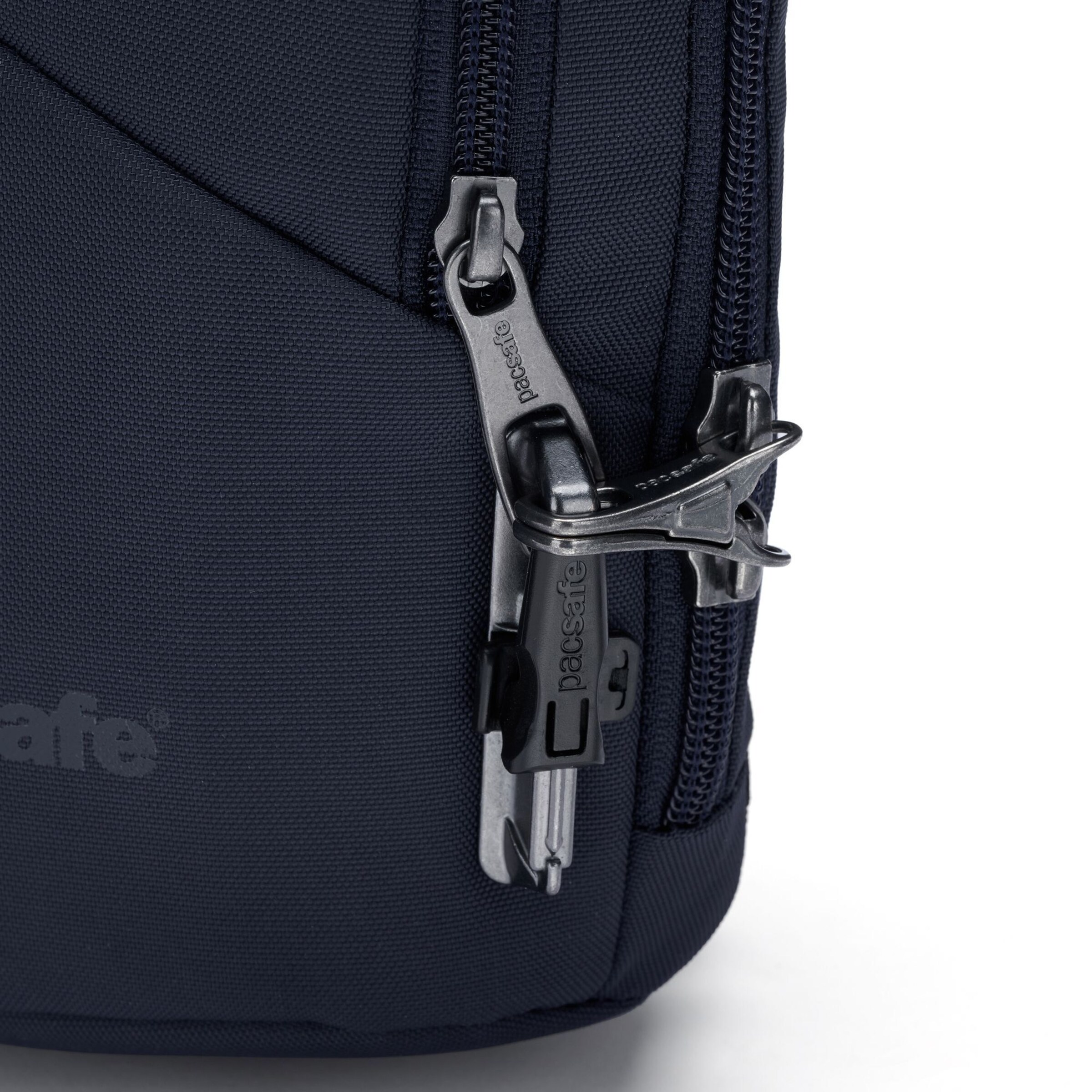 Borsa a tracolla 'Vibe 150' di Pacsafe in blu