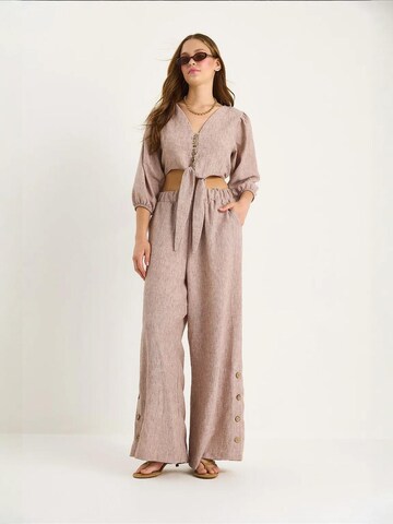 Completo pantalone di Bianco Lucci in marrone