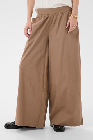 CULTURE Wide Leg Hose 'Jila Olena ' in Grün: Vorderseite