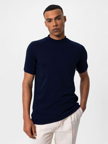 Antioch Basic-T-Shirt in Blau: Vorderseite