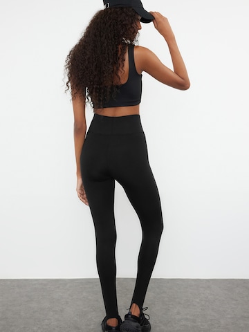 Trendyol Skinny Leggings i sort