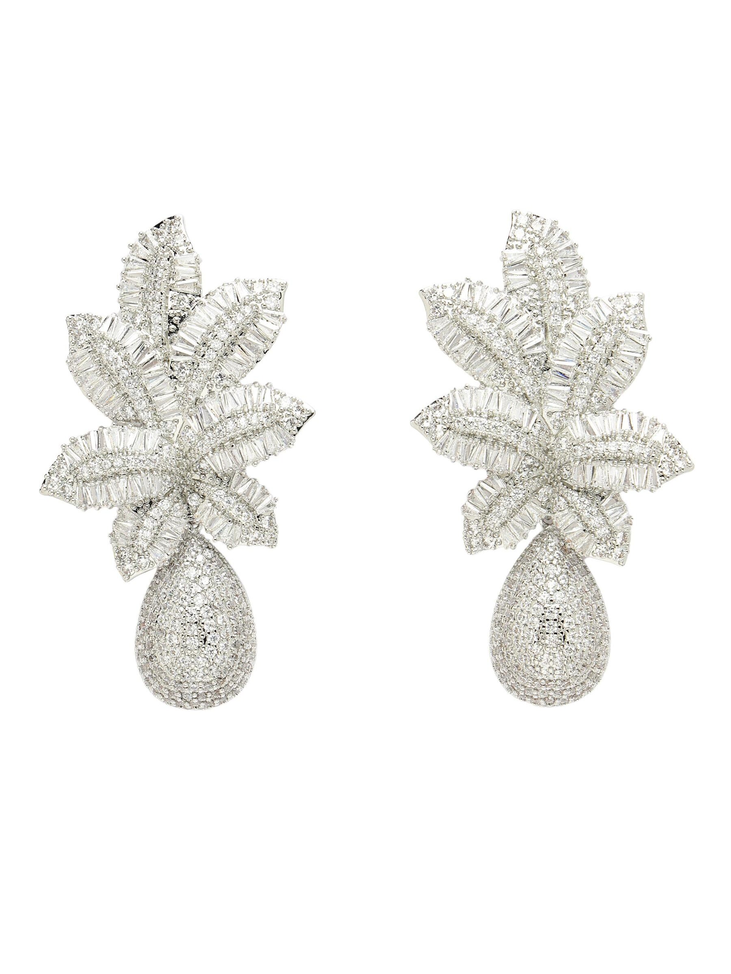 AVANT-GARDE PARIS Earrings 'Frejaya' in Silver: front