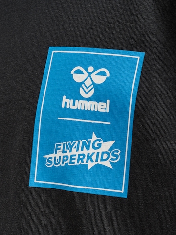 Hummel Shirt 'FLYING TRES' in Schwarz