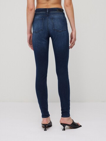 VERO MODA Skinny Jeans 'EMBRACE' in Blau