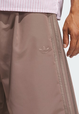 ADIDAS ORIGINALS Wide leg Byxa i brun