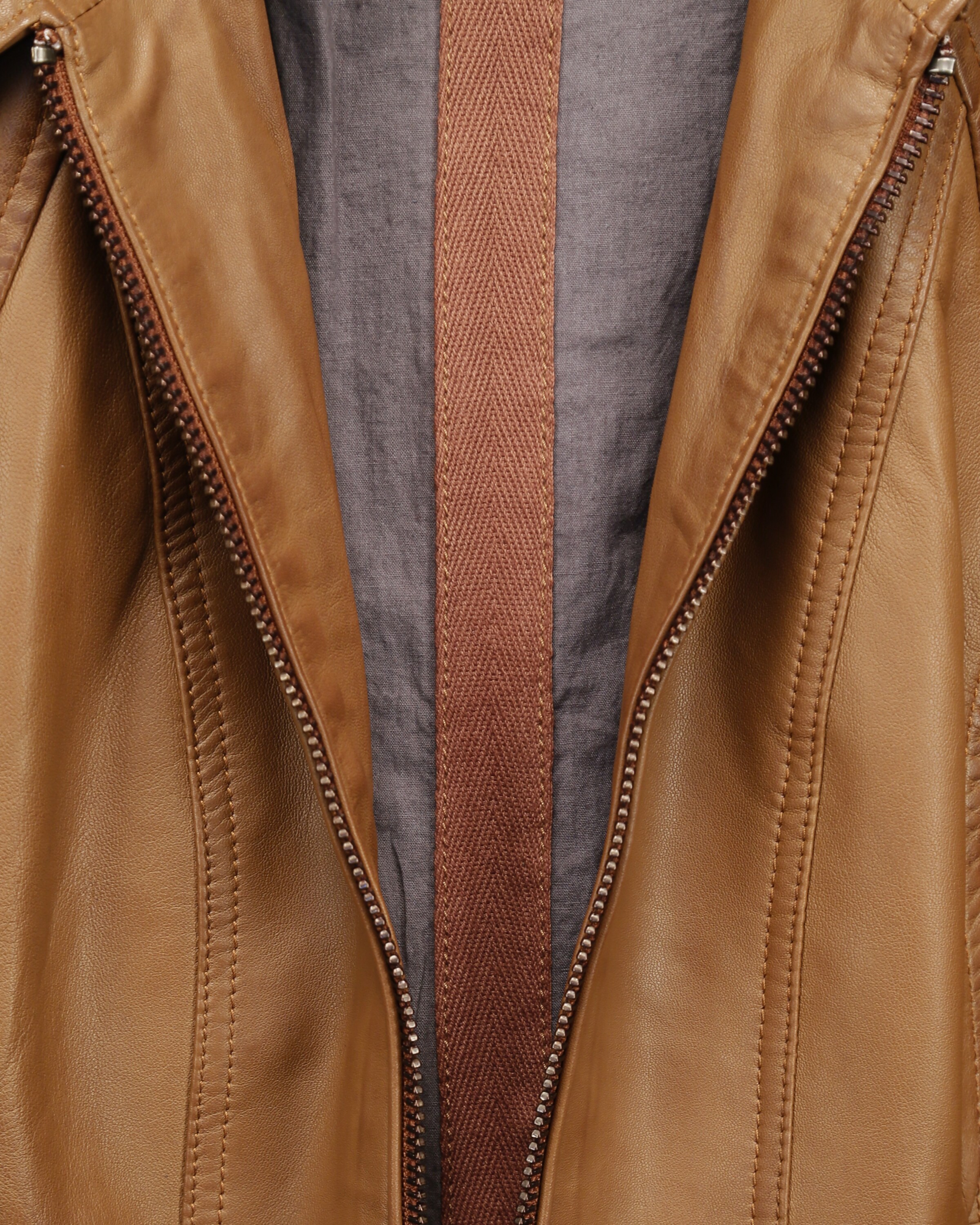MUSTANG Between-Season Jacket in Brown
