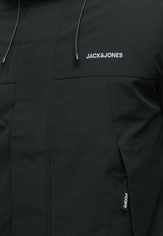 juoda JACK & JONES Demisezoninė striukė 'JCOCLUB'