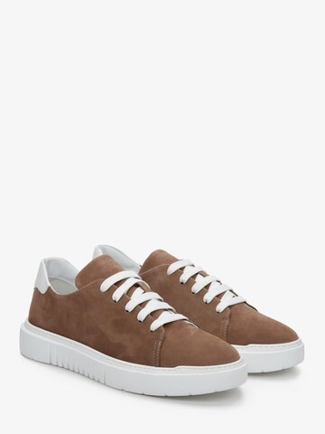 Estro Sneakers laag '09-4105' in Bruin