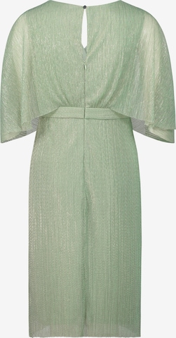 Robe de cocktail Vera Mont en vert