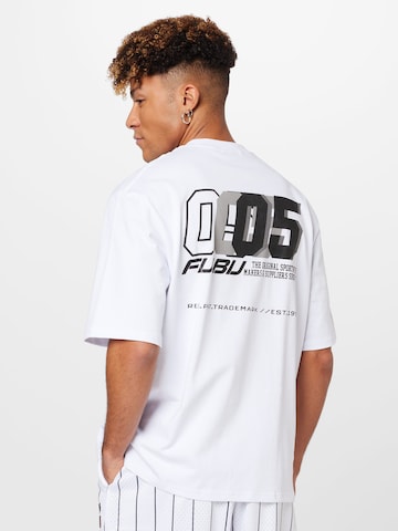 FUBU T-Shirt in Weiß