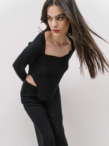 4TAILORS Póló - fekete: elől