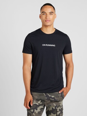 On Performance Shirt in Black: front