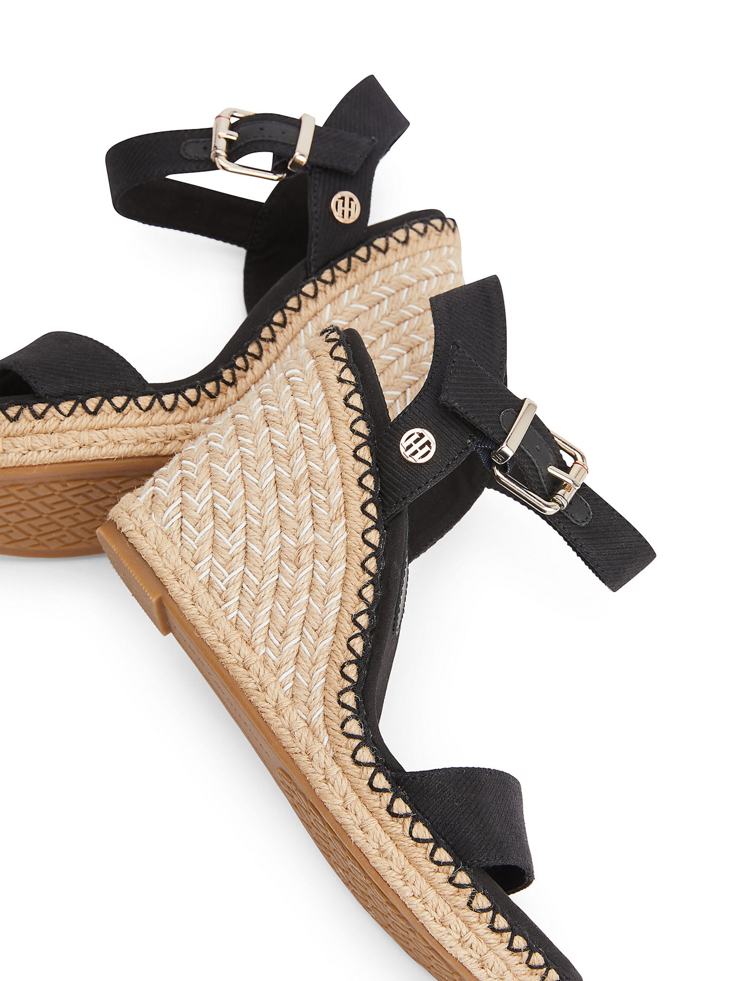 Frauen Sandalen TOMMY HILFIGER Sandale in Schwarz - CZ62977 Frauen Sandalen TOMMY HILFIGER Sandale in Schwarz - CZ62977