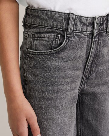 WE Fashion Loosefit Jeans in Grijs