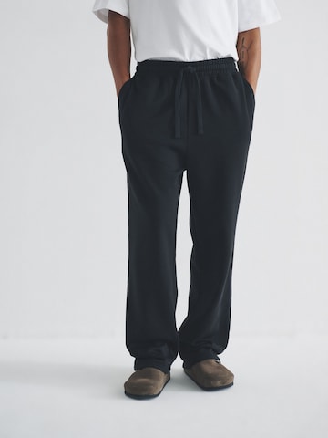 Wide Leg Pantalon The Set en gris : devant