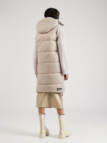 Sublevel Vest in Beige