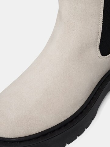 Bianco Chelsea boots in Beige
