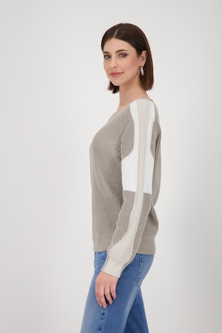 Pullover di monari in beige