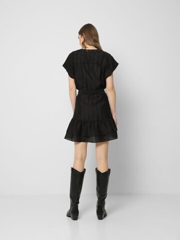 Rochie de la Scalpers pe negru