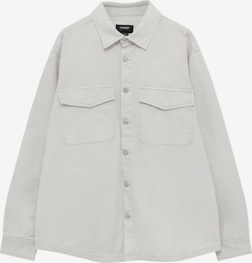 Veste mi-saison Pull&Bear en gris : devant