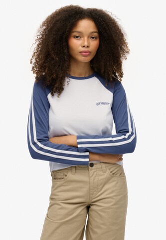 T-shirt 'Essential' Superdry en blanc : devant