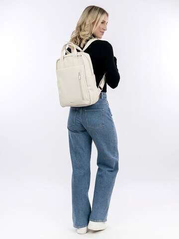 Tamaris Rugzak 'Cher' in Beige