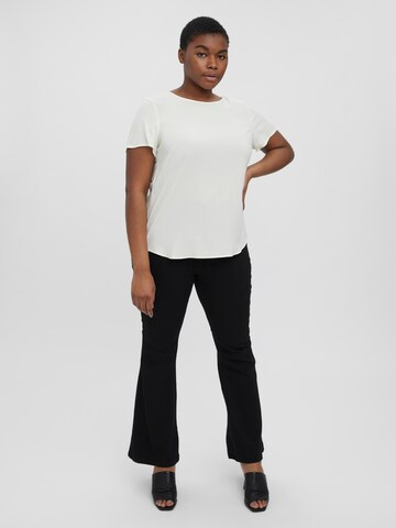 Vero Moda Curve - Camisa 'Becca' em branco