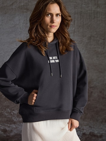 Grimelange Tréning póló - szürke: elől