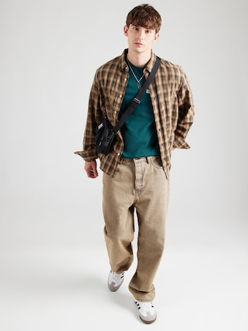 T-Shirt 'Alumni' Carhartt WIP en vert