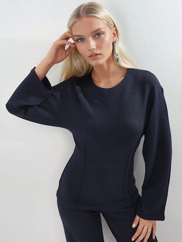 Busem Blouse in Blauw: voorkant