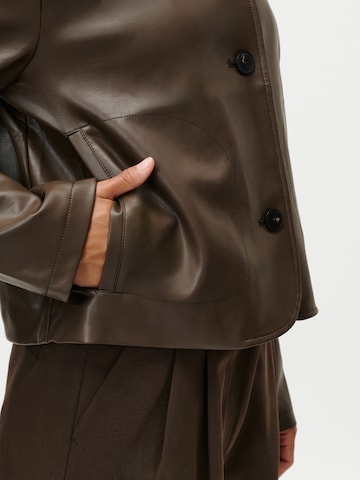 Veste mi-saison 'Ilkay' LeGer by Lena Gercke en marron