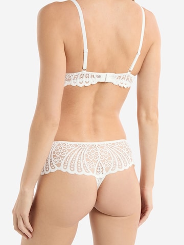 String 'Etreinte' ETAM en beige