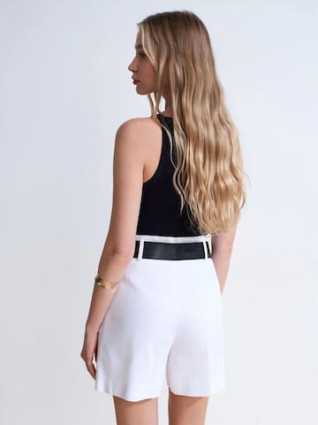 Top di Dilvin in nero