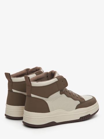 Estro Sneakers hoog '22-889' in Beige