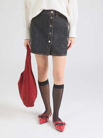 pilka IRO Sijonas 'ISYA': priekis