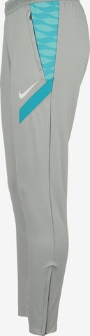 Coupe slim Pantalon de sport NIKE en gris