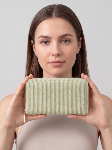MILLYMILK® Wallet 'FONDO LARGE' in Green: front
