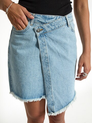 DESIRES - Falda 'Gaia' en azul