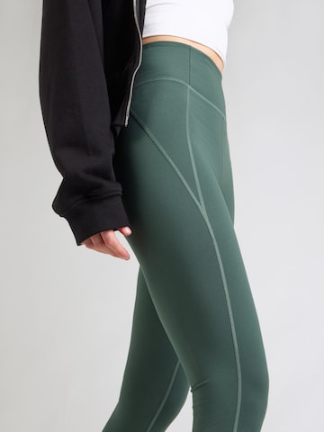 Girlfriend Collective Skinny Workout Pants in Green
