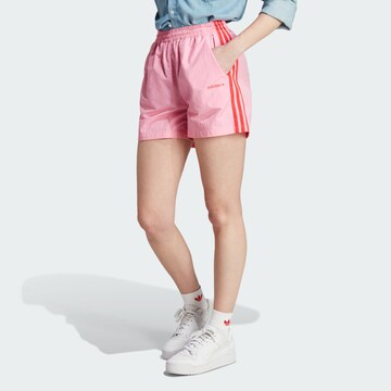 ADIDAS ORIGINALS Regular Shorts 'Island Club' in Pink: predná strana