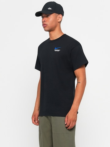 Nike Sportswear - Camisa em preto