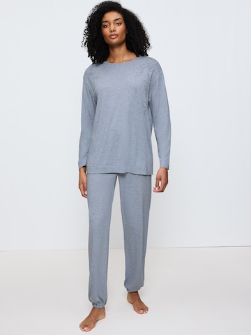 TRIUMPH - Pijama ' Endless Comfort ' em azul: frente