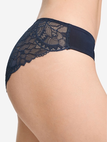 Slip ' Azelia ' Hanro en bleu
